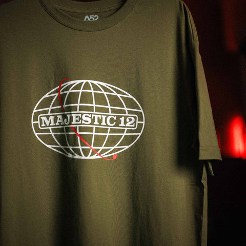 MAJESTIC 12 Tee In Army Green