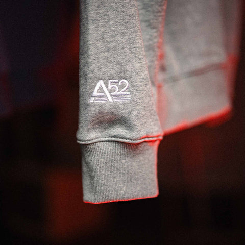 MAJESTIC 12 Crewneck In Heather Grey