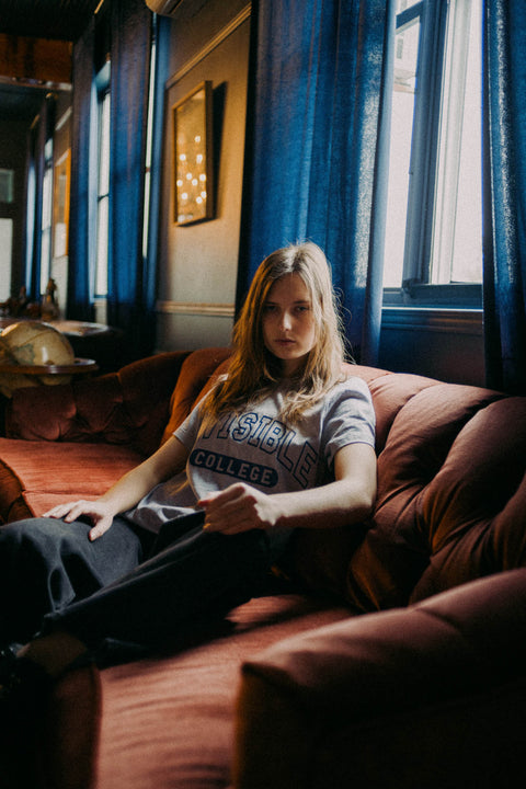 Women's Invisible College Tee In Grey