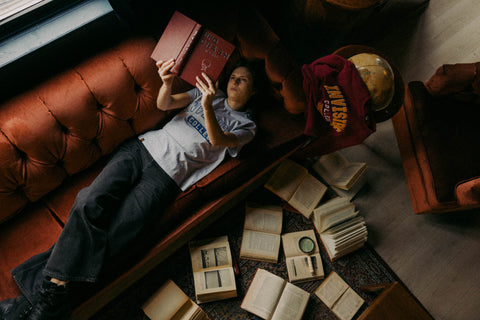 Women's Invisible College Tee In Grey